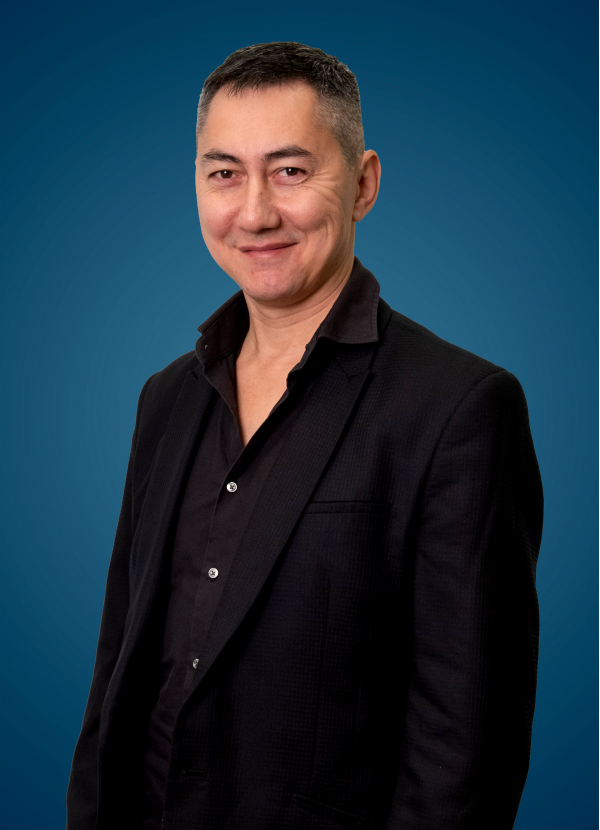 фото сотрудника